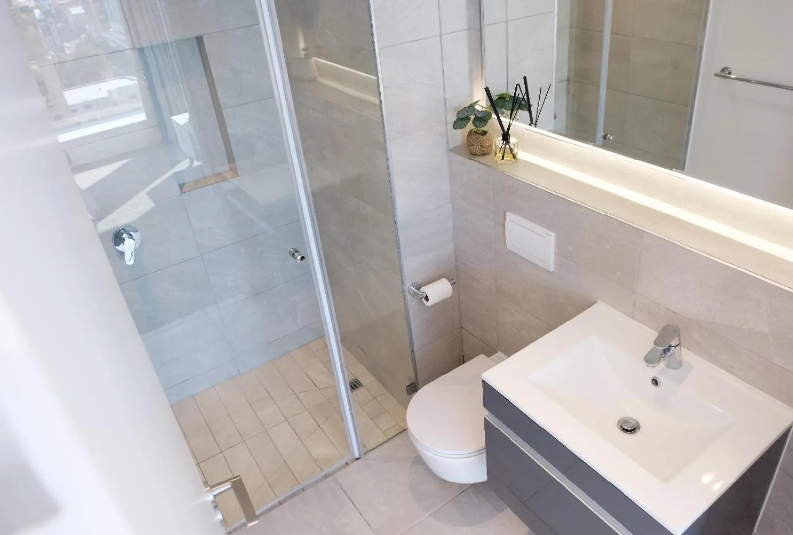 2101 The Rubik Cape Town With Sensational Views, Rooftop Pool And Parking