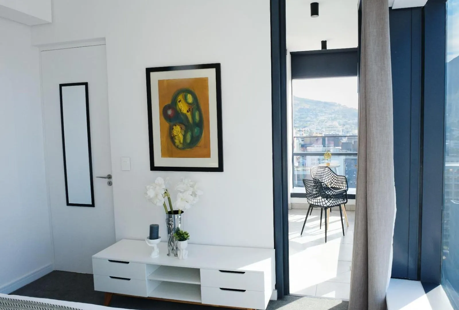 2101 The Rubik Cape Town With Sensational Views, Rooftop Pool And Parking